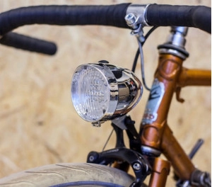 Підсвічування для велосипеда: різновиди та критерії вибору