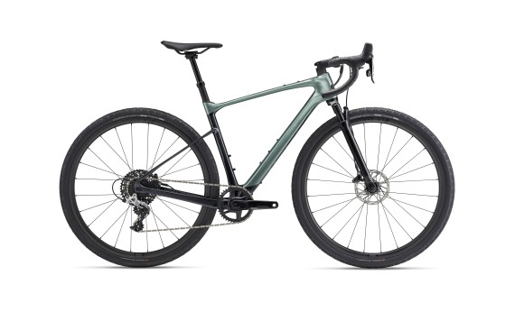 Giant Revolt X Advanced Pro 2 2025