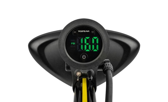 Насос напольный Topeak JoeBlow Sport Digital 2.0 с/маном 11bar/макс сталь 1.62кг
